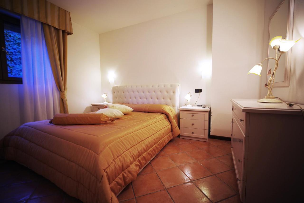 Hotel Ristorante Al Brunello Di Montalcino Exterior photo
