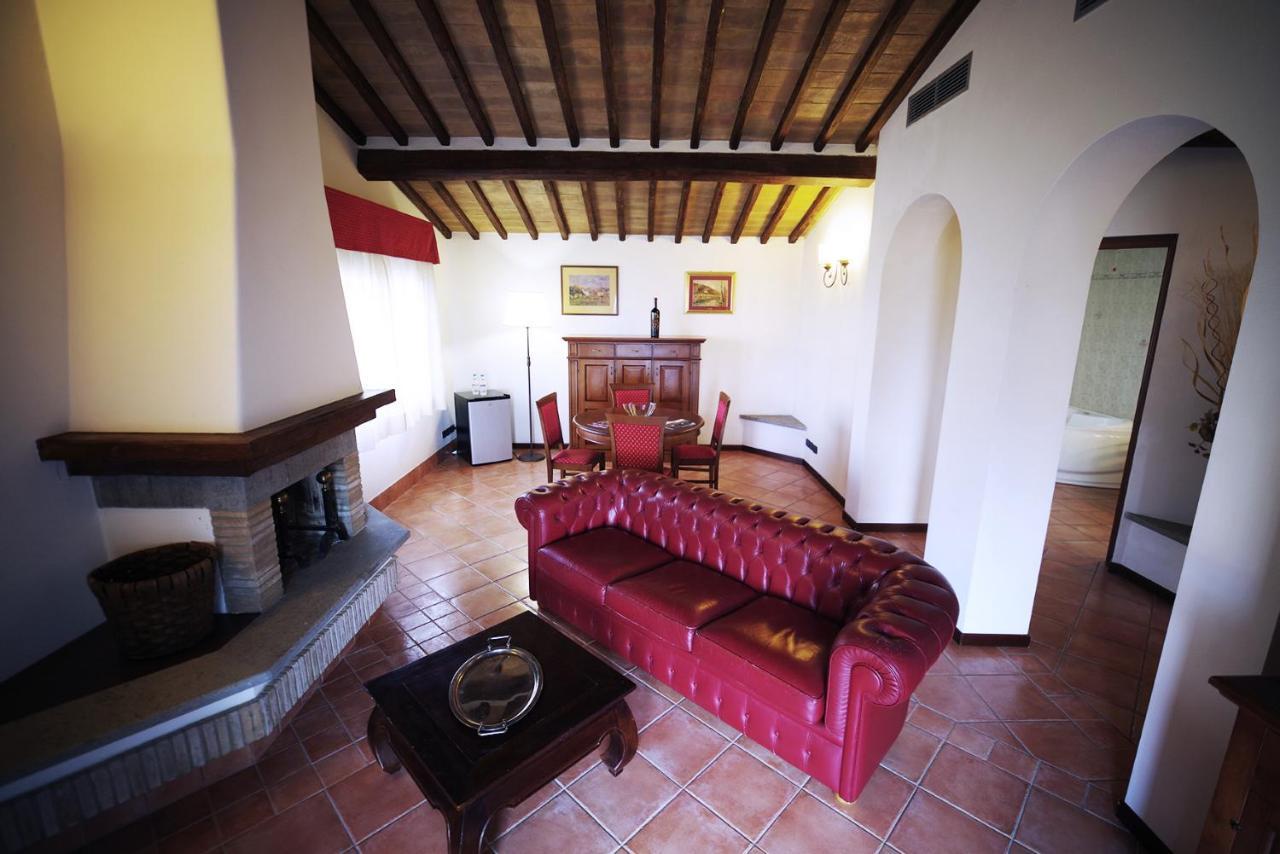 Hotel Ristorante Al Brunello Di Montalcino Exterior photo